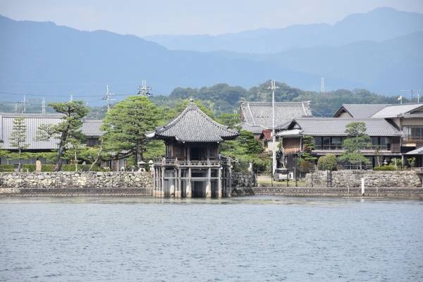 白洲正子の愛した近江を巡る船旅『白洲正子と巡る琵琶湖』