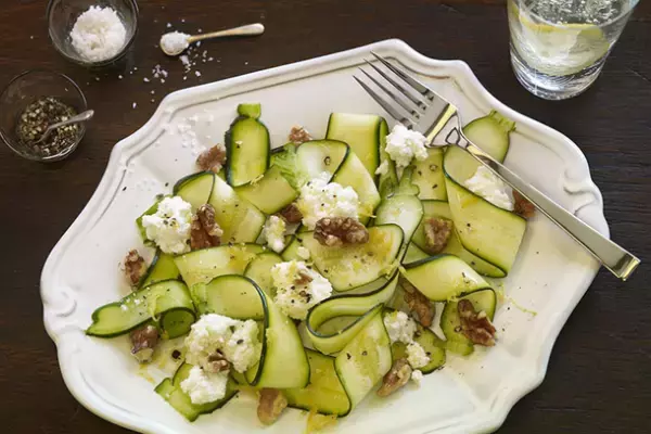 栄養豊富なくるみ料理で日頃の感謝を伝えよう！スーパーフード“くるみ”を使用した父の日のヘルシーレシピをウェブサイトで公開