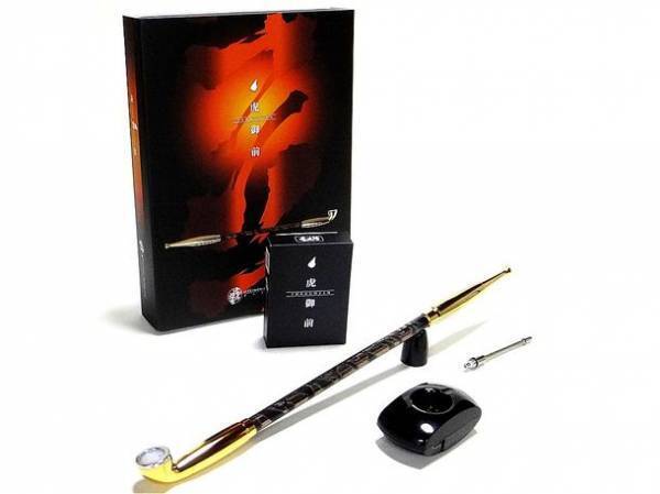 「伝統和装」×「精密工法」×「可変出力」＝「やりすぎた」　キセル型電子タバコ「電子煙管 虎御前」　予約受付開始！