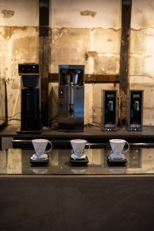 京都・二条城前にコーヒーとアパレルが楽しめるカフェ「兎珈琲」が6月6日(月)グランドオープン