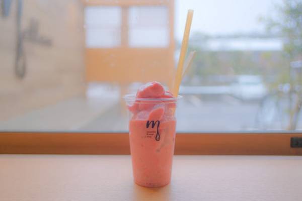 ふわっととろけるような食感、果実をたっぷり使ったスムージーショップ「mellow」(兵庫県香美町)に新作多数登場！