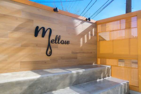 ふわっととろけるような食感、果実をたっぷり使ったスムージーショップ「mellow」(兵庫県香美町)に新作多数登場！