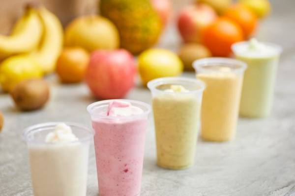 ふわっととろけるような食感、果実をたっぷり使ったスムージーショップ「mellow」(兵庫県香美町)に新作多数登場！