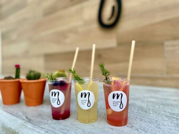 ふわっととろけるような食感、果実をたっぷり使ったスムージーショップ「mellow」(兵庫県香美町)に新作多数登場！