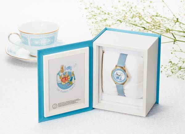 『ピーターラビットのおはなし』絵本出版120周年記念。ピーターラビット(TM)＜しあわせの時間＞ポーセリン調仕上げの高級ウオッチ新発売！