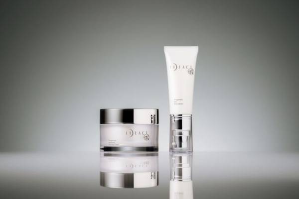 化粧品会社シーボディが創業32周年を迎え、感謝の気持ちを込めて6月30日まで「32th Anniversary SALE」を開催