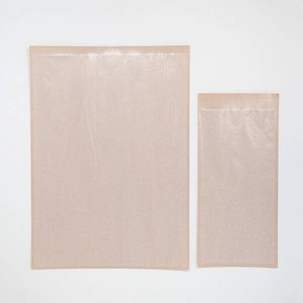 透明袋のDMを簡単に脱プラへ　グラシン紙を使用した片面全体が半透明の特殊封筒「販促用グラス封筒」を6/15に発売