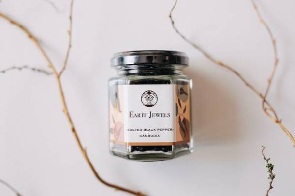 食べるだけで支援ができる「カンボジア産生胡椒」クラウドファンディングにて目標金額350万円以上を達成