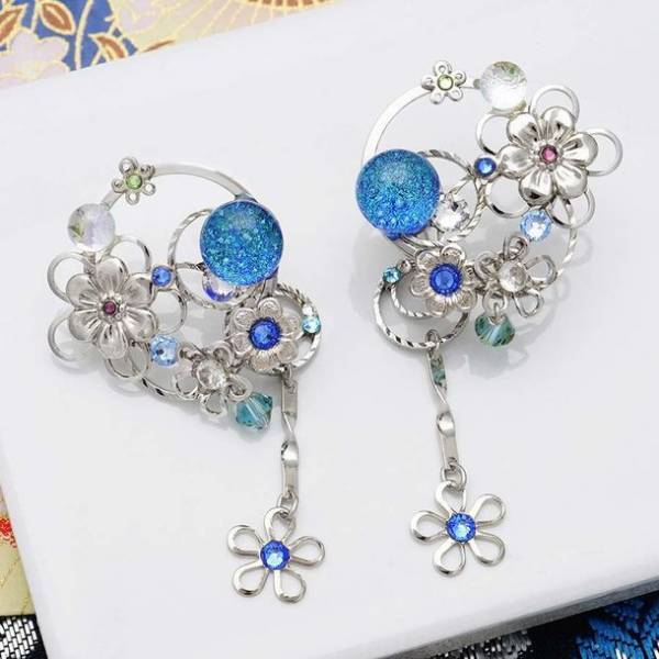 ピアスのようなイヤリング「ぴあり」　2022年6月17日10:00より「源氏物語」シリーズの第四弾「葵の上」が発売！