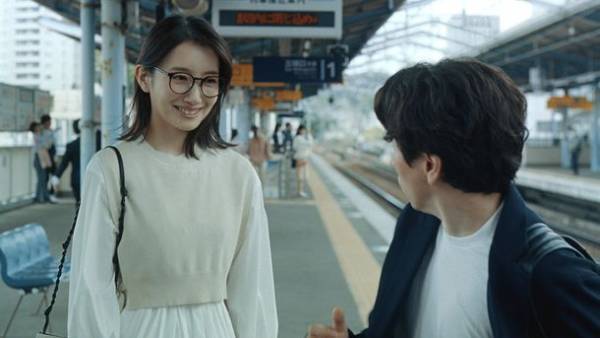 波瑠さん出演パリミキ2022新CM　デートの帰り際　彼女は、めがねを変えた事実を伝える。「気づいて欲しかった」篇　6月17日(金)より公開！！-PARIS MIKI Collection-