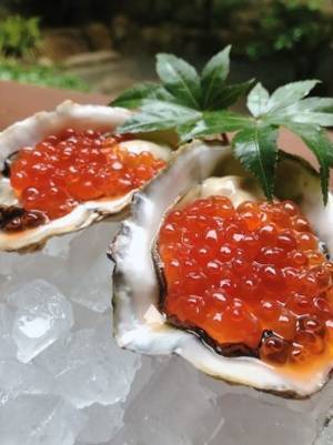 京都の観光名所、錦市場にて創業大正十年の牡蠣専門店「錦・だいやす」が7月13日リニューアルオープン