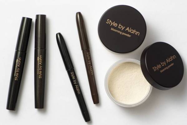 大人気K-POPアイドルたちを担当する一流のメイクアップアーティストによるメイクセミナーを7月9日(土)大阪にて初開催！