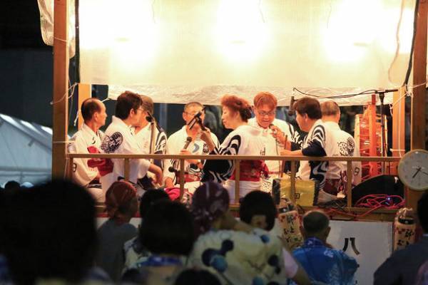 年間100箇所以上で踊る「盆オドラー」による、東京の盆踊り完全ガイド！『東京盆踊り天国　踊る・めぐる・楽しむ』(山と溪谷社)　7月2日刊行！