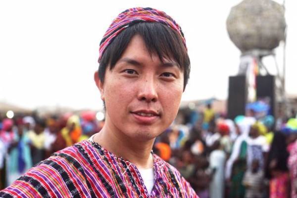 THE LUIGANS Spa & Resort「THE CINEMA NIGHT FUKUOKA 2022」にて先進国が投棄した廃材でアートを作り続ける美術家・長坂 真護の九州初のトークショーとドキュメンタリー映画「Still A Black Star」を一夜限りの特別上映