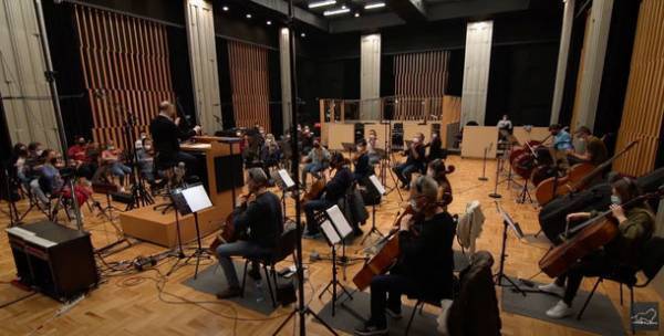 株式会社ランブリング・レコーズ提供のマケドニア交響楽団によるスタジオライブ「ワルキューレの騎行」、Dani Gurgelのミュージックビデオ「Inside」をDolby Atmosのイマーシブオーディオで無料配信