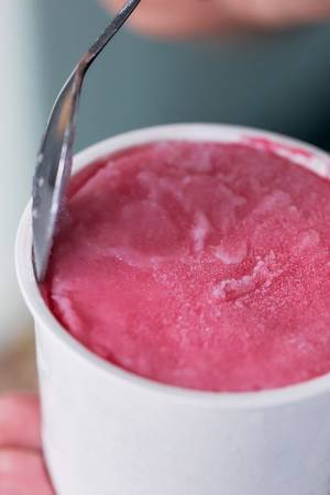 SDGsをテーマとした駅ナカ売店「Hanako Stand Todoroki」本日6月28日に等々力駅のホームにオープン