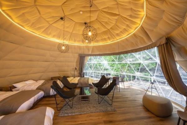 日本一の星空の下で、ミシュラン一つ星店監修の囲炉裏料理が味わえる純和風旅館　『天然温泉 阿智 星降りの宿 やま星』2022年7月17日(日)グランドオープン　