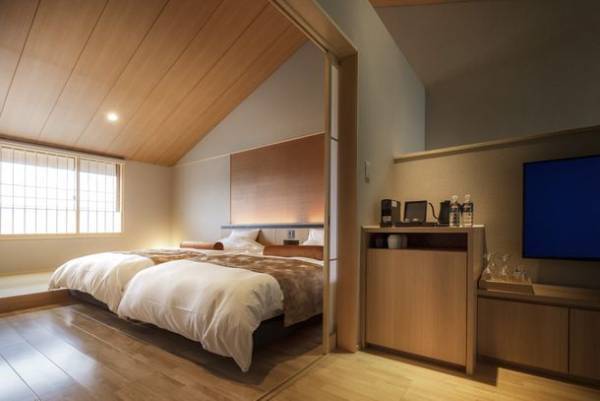 都心から約90分　1日3組限定、全室プライベート型和モダン料理旅館　忍野八海「木花館」公式ホームページの予約開始　～公式ホームページからのご予約が最安値です～