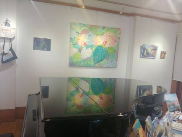 脳性麻痺の女性画家 江上 綾香が個展「ほわほわVol.2」を6月9日から開催　150人弱の来場にて6月20日に閉幕