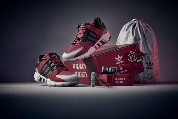 アイコニック、多機能、スタイリッシュ　アディダスとビクトリノックスで最強の装備を