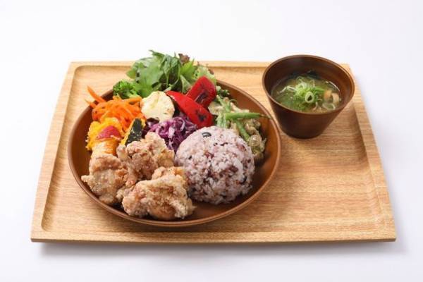 鳥○食堂×タニタカフェがイオンレイクタウンmoriにて、埼玉県初出店！