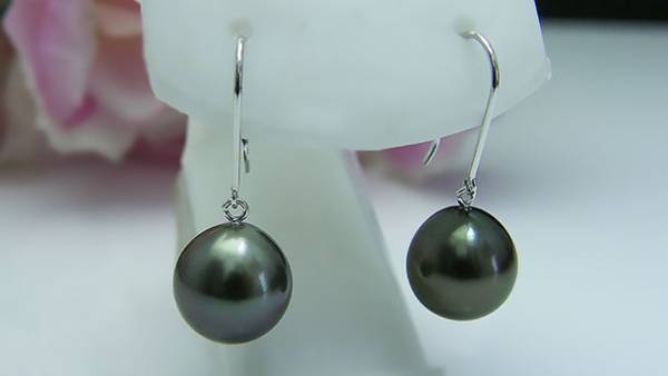 ウクライナの難民へ支援ができる「男女兼用パールジュエリー」　7月30日に先行予約販売を終了