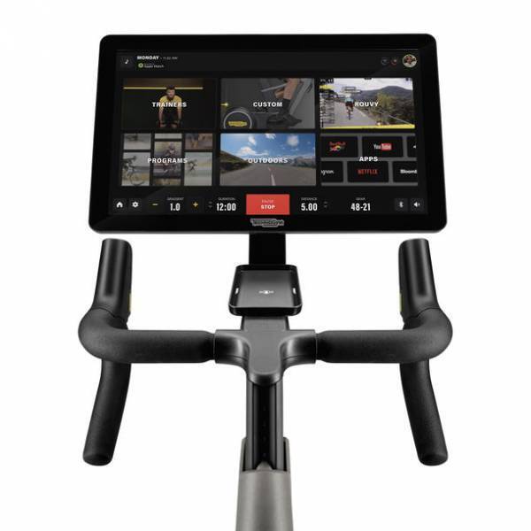 家庭用・業務用で活用可能なインドアバイク人気サイクリングアプリと接続した「Technogym Ride(テクノジムライド)」が新登場