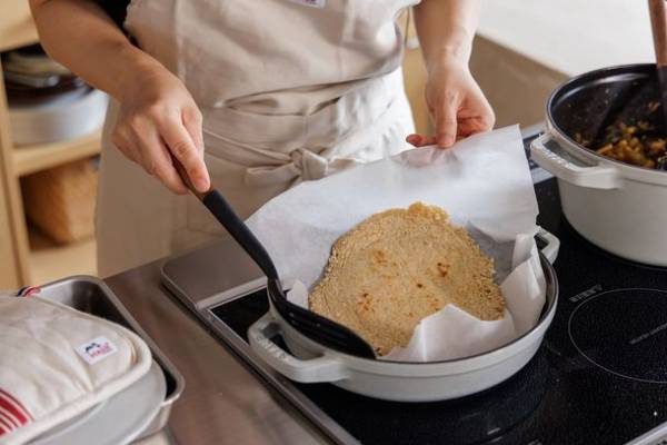 仏鋳物ホーロー鍋ストウブ　「スタッカブルココット 3pcsセット」を発売