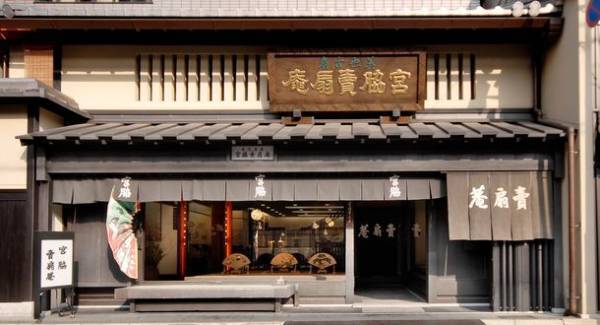 宮脇賣扇庵の《天井画制作 120周年特別企画》となる『みやこの扇　林 美木子　展』を7月20日より開催