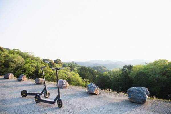 東海エリア地元情報メディア『KELLY』が三重県多気町にある、日本最大級の商業リゾート施設を徹底取材！完全保存版MOOK『旅するVISON』を2022年7月21日(木)に発行