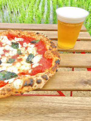 田んぼのなかのピッツェリア、淡路島ピザ 石原商店が「田んぼのなかのビアガーデン」をオープン！