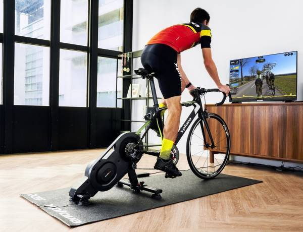 リアルな実走感！スマートトレーナー「NOZA V」