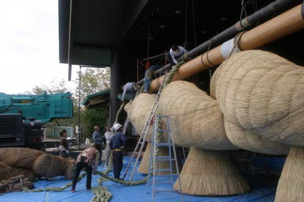 茨城県・常陸国出雲大社　日本最大級の大しめ縄　10年に一度の掛け替えを令和4年7月26日(火)に実施