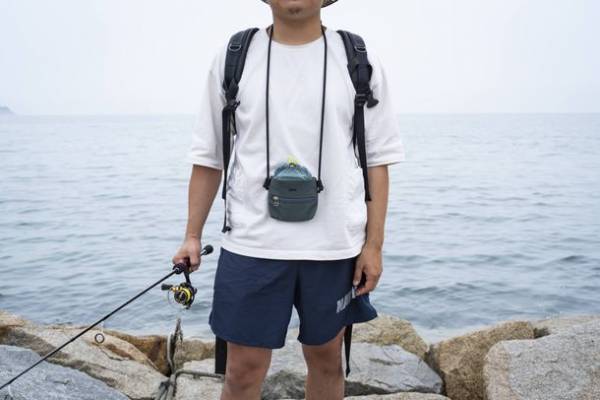 スマホだけじゃない！カバンいらずの収納革命！これ1つでラクラク手ぶら外出【6ルームネックポーチ】がMakuakeにて7/13プロジェクト開始！公開初日で600％以上達成