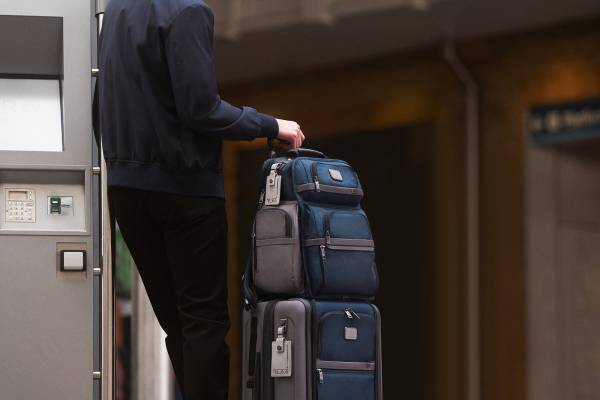 東急百貨店吉祥寺店 今秋の完成を目指し段階的に改装を実施第二弾として2階・3階に紳士服ブランドを再編集し7月19日(火)から順次リニューアルオープン