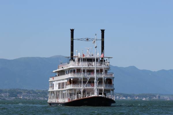 ＜琵琶湖汽船×西教寺 コラボ企画＞今年も大津港ミシガン乗り場に「西教寺の風鈴」が登場！