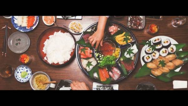 絵巻寿司検定協会がYouTubeチャンネルでブランデッドムービーを公開！【ハレの日のごちそう】食卓にはいつも母の巻き寿司があった