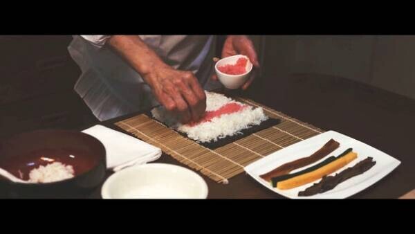 絵巻寿司検定協会がYouTubeチャンネルでブランデッドムービーを公開！【ハレの日のごちそう】食卓にはいつも母の巻き寿司があった
