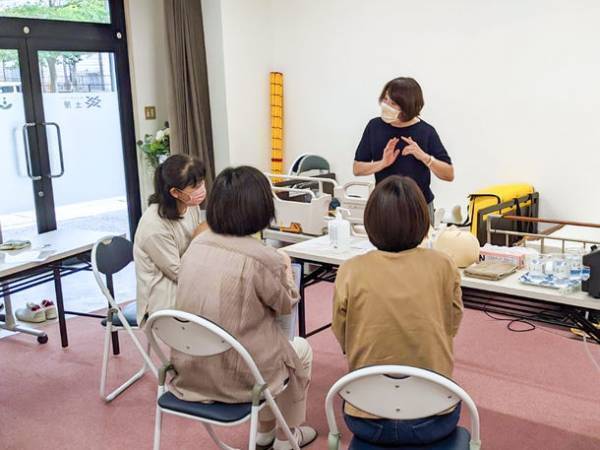 土屋ケアカレッジで初の看護師向け研修「医療的ケア教員講習会」が開始！