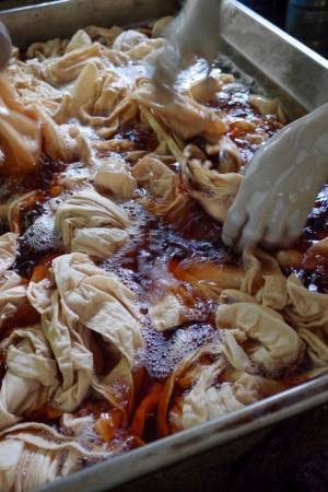 サスティナブル・ブランド「WALANCE」にココナッツ染めを施したアイテムが登場　―穏やかで優しいピンク―