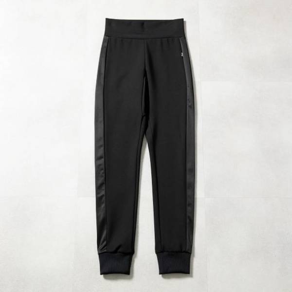 山田優さんがディレクションするブランド「SAAKIN」が2022年7月19日(火)より特設ECサイトにて受注開始