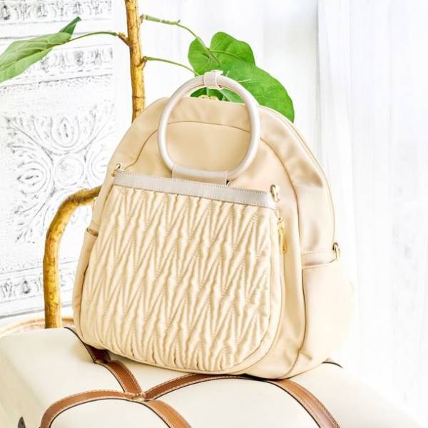 ママの「バッグの2個持ち」に関する実態調査を実施　バッグの2個持ちのお悩みを解消する画期的マザーズバッグが話題