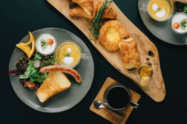 自然に囲まれたカフェ＆プライベートヴィラ「TEF TANIGUMI」がグランドオープン