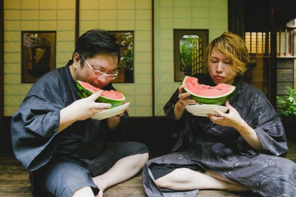 世界初となる「スイカ付きピクセルアートNFT」を販売開始！