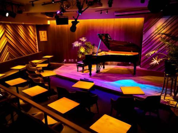 世界初配信！ハイレゾ×バイノーラルによるライブ配信「菊池洋子 バッハ ゴルトベルク変奏曲」を7月31日(日)に開催