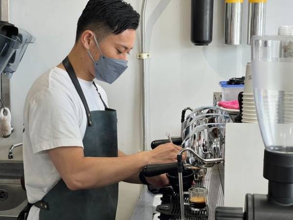 チーバくんが「The Rising Sun Coffee」を訪問！～コーヒー焙煎士　坂口憲二さんが語る千葉の魅力～