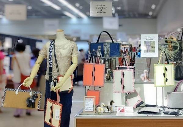 宮城県被災地ママ就労支援「いっしープロジェクト」の畳ヘリバッグ「Anqoo」が横浜高島屋にて初のPOP UP SHOPを8月3日から1週間限定で開催