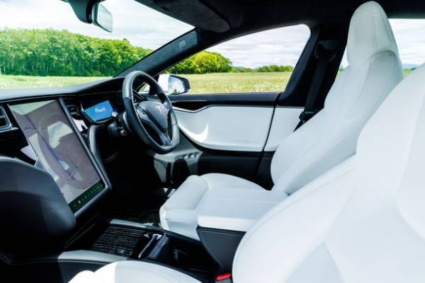 高級EVカーに24時間乗り放題！カミシホロホテルカーシェアプランが北海道上士幌町のふるさと納税返礼品に！！