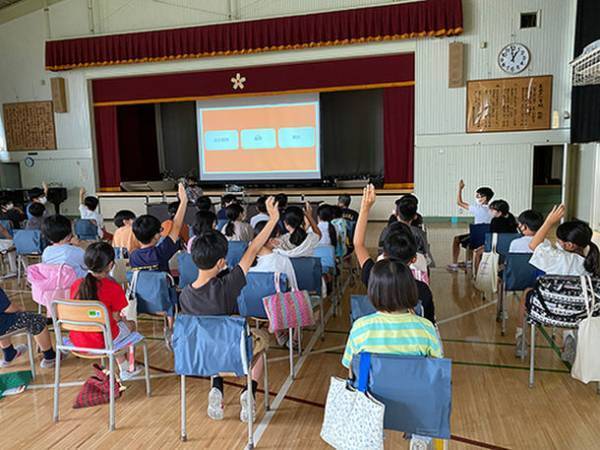 「エイジズム」について考えるLIFULLの出前授業「年齢について考えることから、自分らしい生き方を見つける」を実施