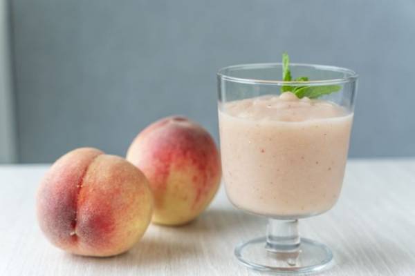 たまご専門店TAMAGOYAベーカリーカフェ旬の「桃」を満喫できる季節限定スイーツが登場！